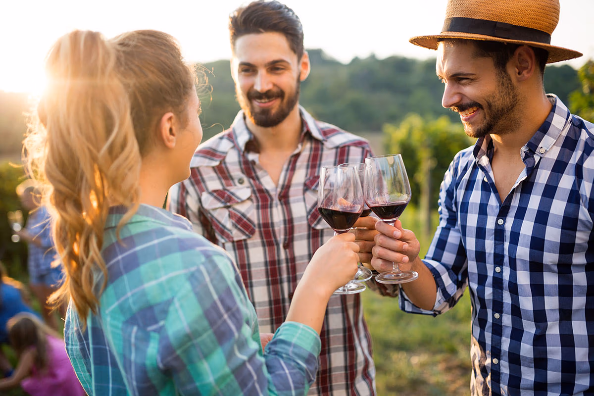 wine-tourists-tasting-wine-in-vineyard-2021-08-26-17-31-13-utc